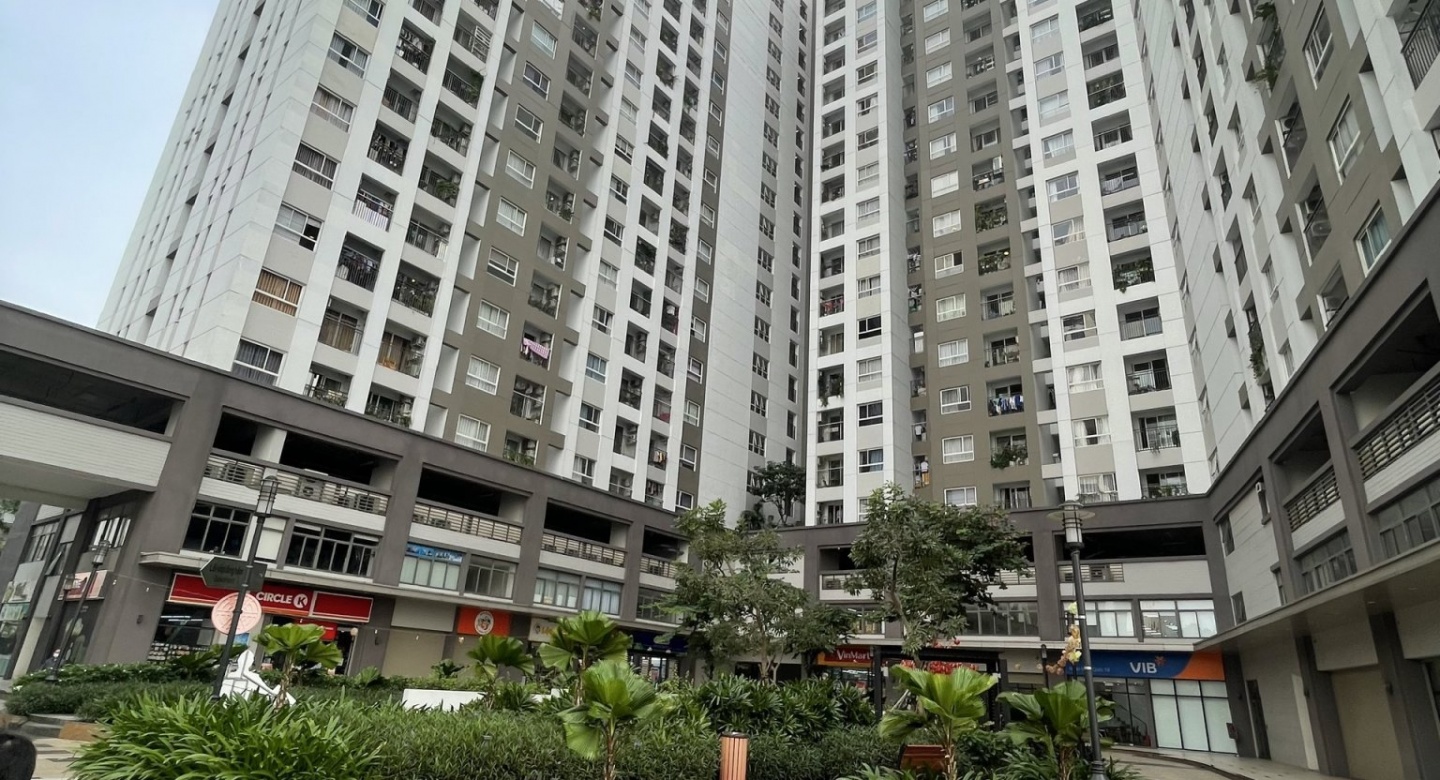 Cao Ốc Thương Mại Và Căn Hộ Richstar Residence Z1